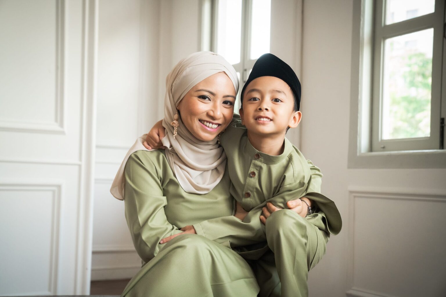 All You Need To Know About Hari Raya Family Photoshoots!